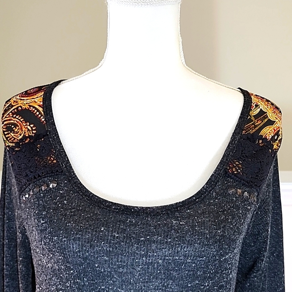 VTG Y2K Spoiled lightweight shirt studded lace fabric shoulder details SZ L